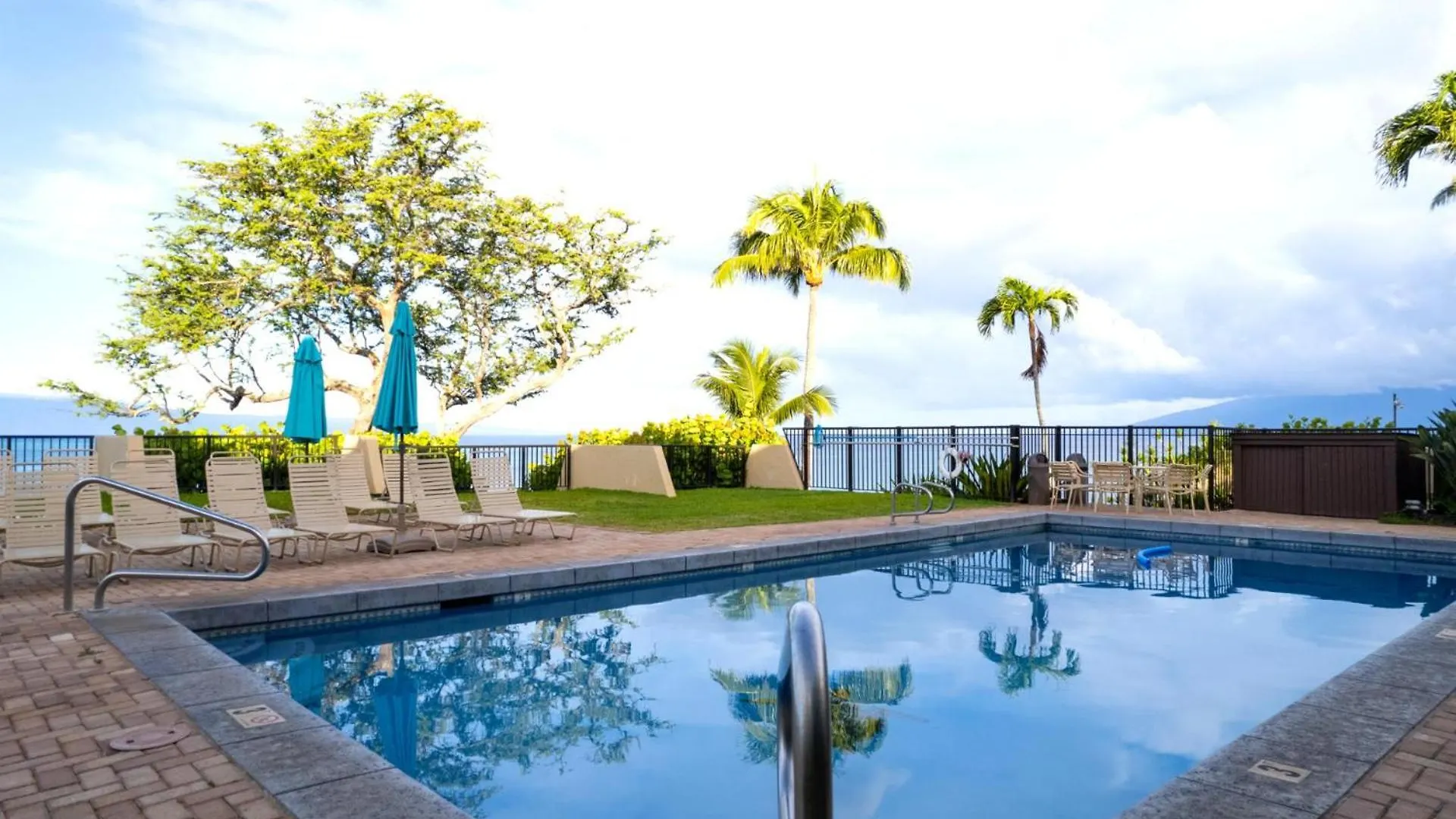 Kbm Resorts Free Car Napili Point Nap-C37 Ocean Views Includes Beach Kids Amenities Kapalua Apartment